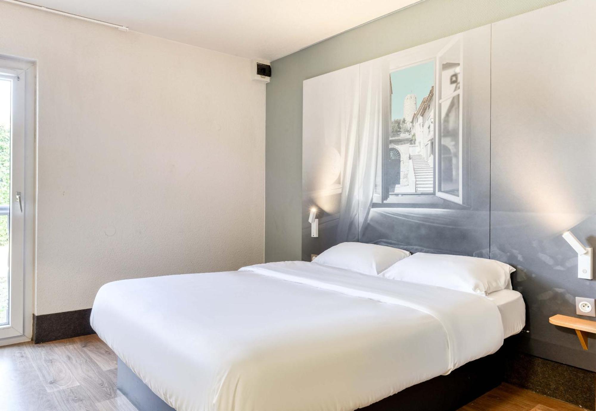 B&B Hôtel Narbonne  Buitenkant foto